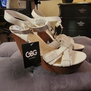 GBG strappy shoes size 9